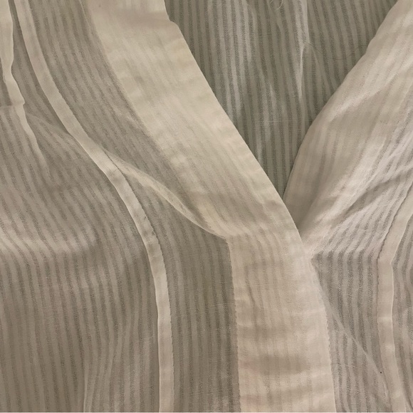 BCBGMAXAZRIA Women’s Short Sleeve Cotton Button Up Top - Picture 11 of 14